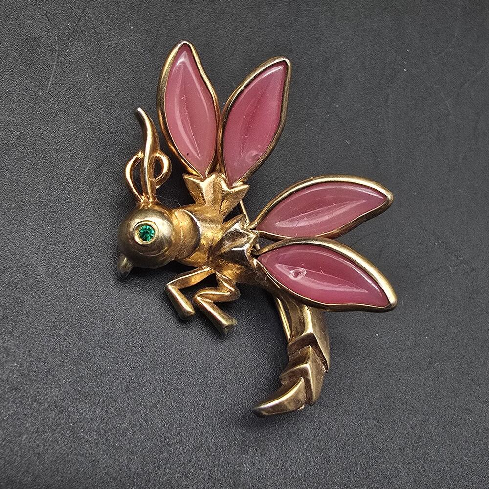 Trifari Pink Petalette Wasp Insect Brooch Vintage 1950s Poured Glass